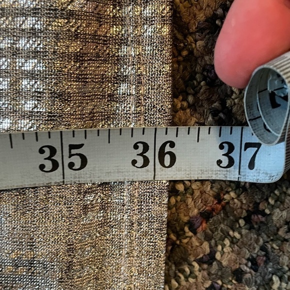 Metallic Gold Lined Formal Dress from Jessica Howard - Picture 8 of 9